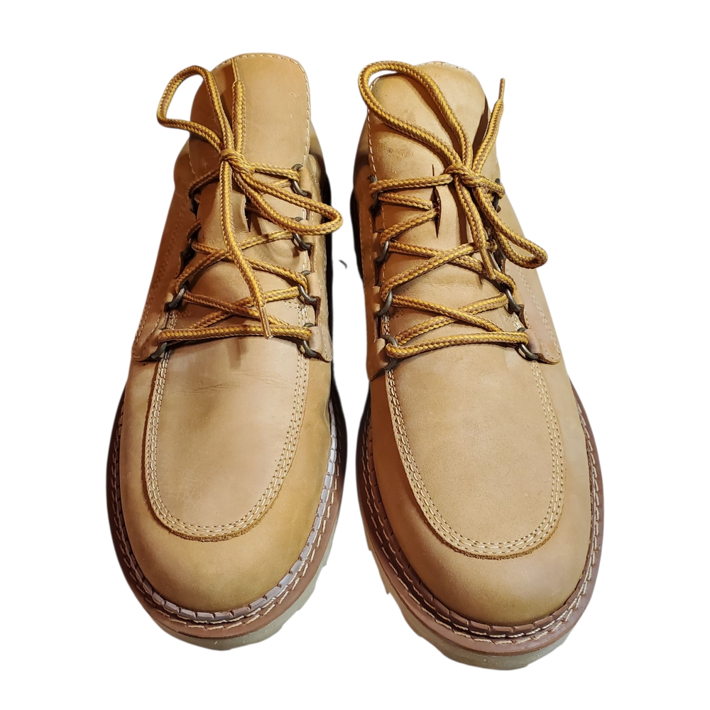 Men's Classic Tan Lace-Up Boots